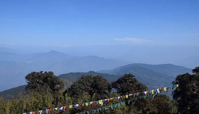 Chisang is a small, beautiful village that is situated in Kalimpong and is one of the best offbeat places in North Bengal