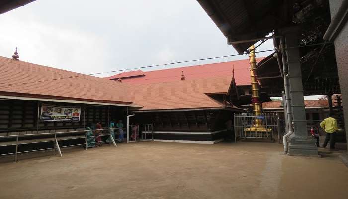 Chottanikkara Temple’s architecture in traditional Kerala style 
