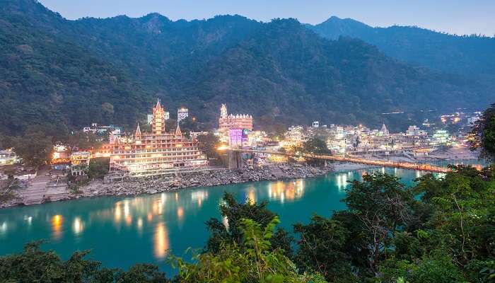 Enjoy the panoramic view of Rishikesh and plan Delhi to Rishikesh road trip.