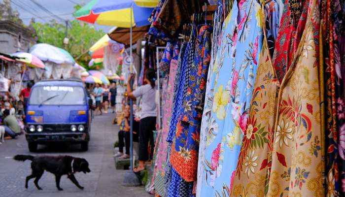 Ubud Art Market Bali is famous for its handmade clothes.