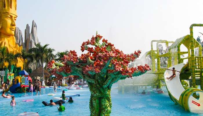 The pool area of Dam Sen Water Park is spread across a large area for relaxation and comfort