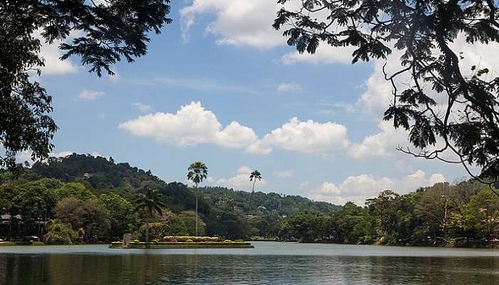 The Panaromic view of Kandy Lake in Srilanka