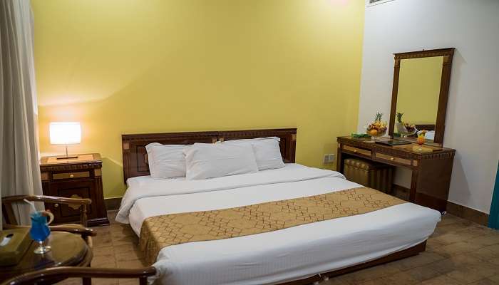 Experience a tropical oasis at Ginger Tree Boutique Resorts, one of the finest budget beach resorts in Goa for families.