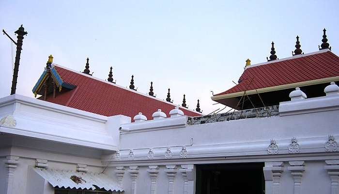 Typical Kerala-style architecture of the temple