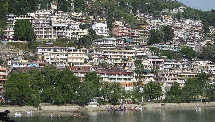 Neem Karoli Baba Ashram Nainital, is situated in Uttarakhand