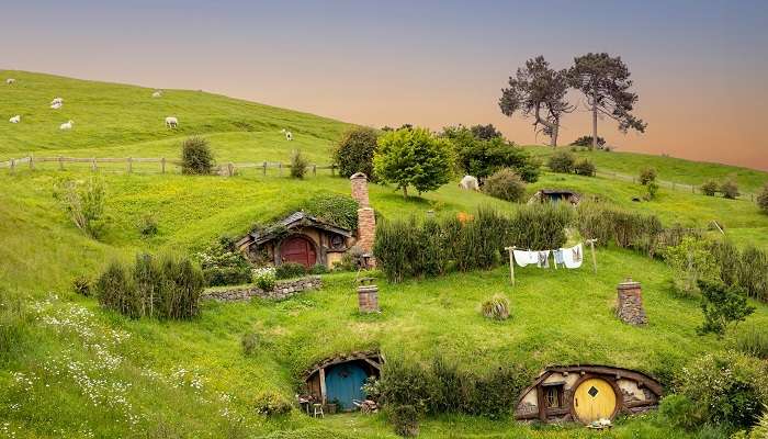 Hobbiton has to be one of the most beautiful and famous landmarks in New Zealand that every fan of Tolkien’s works must check out