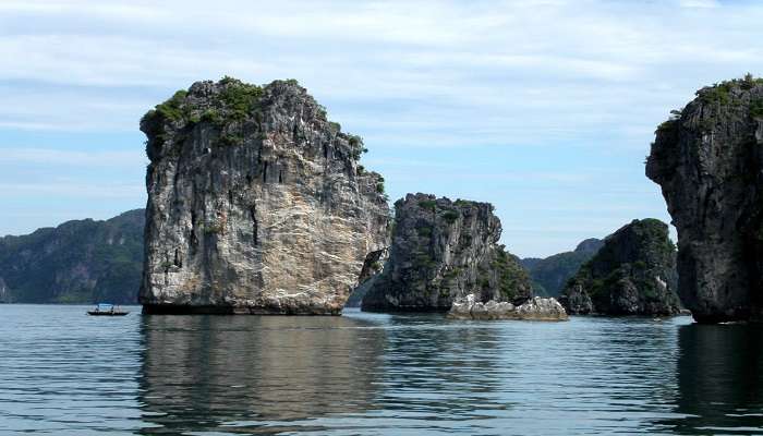 It is interesting to note that the Cave is located in the heart of Ha Long Bay.