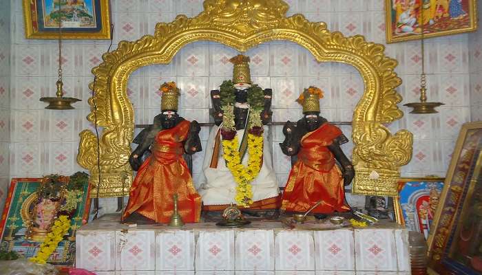 Katharagama Dewale is one of the famous place dedicated to God Skanda