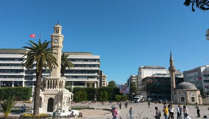 The heart of the city, Konak Square