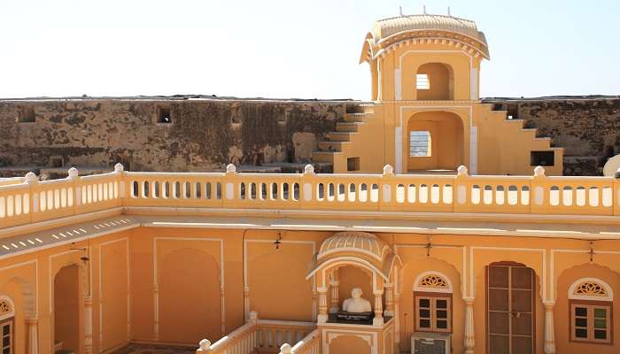 The Laxmangarh Fort is an old ruin of the fort located on the hilltop.
