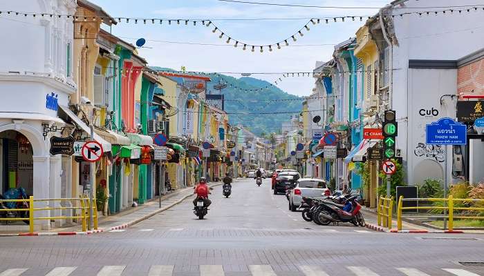 Thalang Road is an ideal spot to shop for all your Souvenirs and artefacts