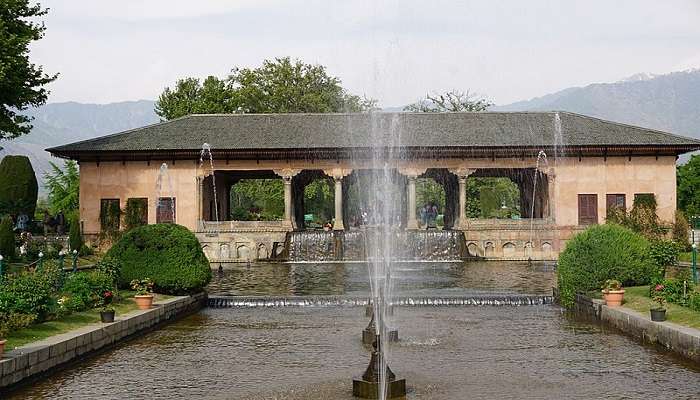  Fountains in Shalimar Bagh, Srinagar