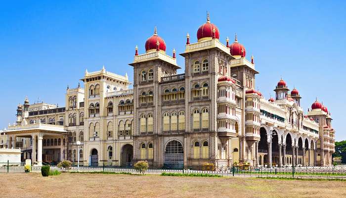 The royal Mysore Palace is located near Chamundeshwari Temple, a must-visit place for history lovers. 