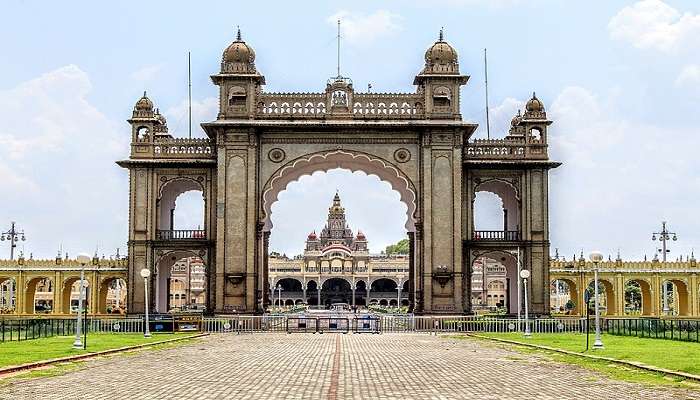 Mysore Royal Palace is one of the architectural marvels that you must visit in your Bangalore to Pondicherry road trip
