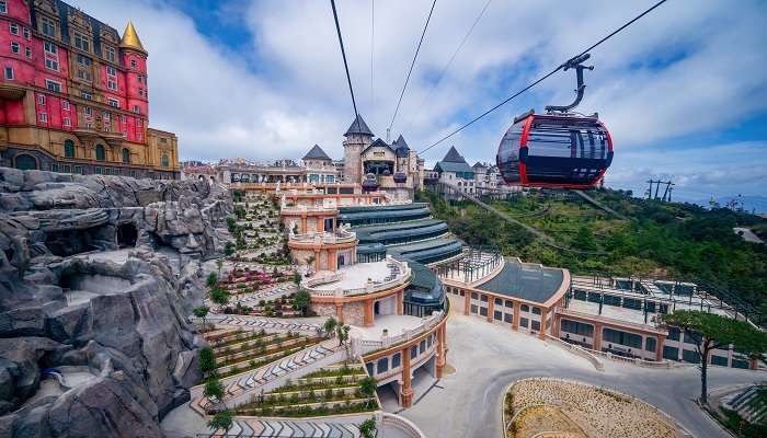 Ba Na Hills, with its outstanding first cable car system in Vietnam, offers the best experience for tourists.