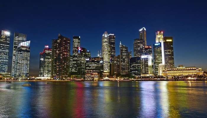 Pourquoi devrait-on visiter Singapour en juillet 2024