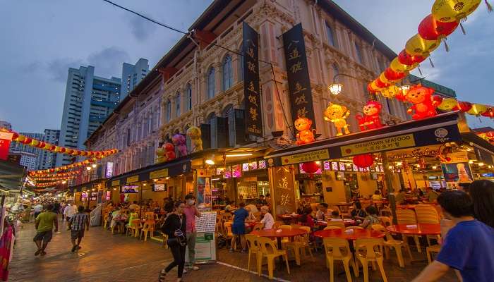 la vue nocturne de Quartier chinois de Singapour
