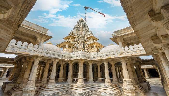 A glorious view of Interior of Ranakpur temple