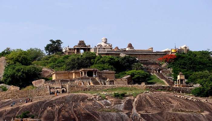  Shravanabelagola is known mostly for its wide variety of Jain temples. 