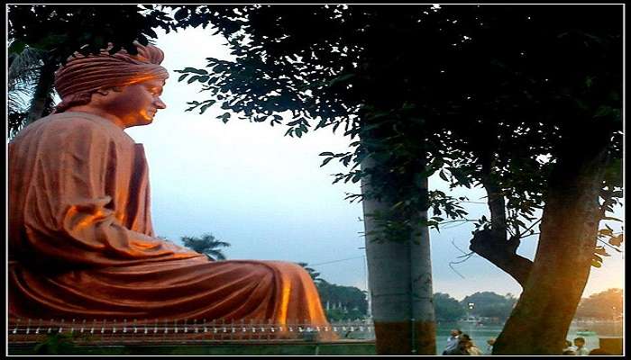 Swami Vivekananda Sarovar adalah salah satu tempat piknik paling dikagumi di Raipur untuk menikmati pemandangan indah. 