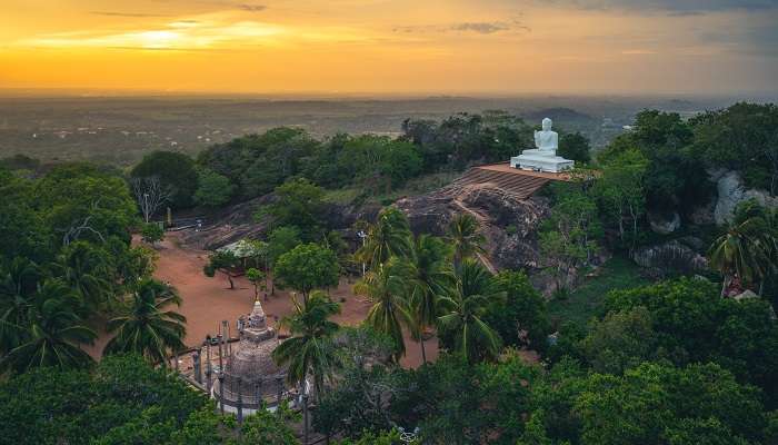 Temples in Anuradhapura