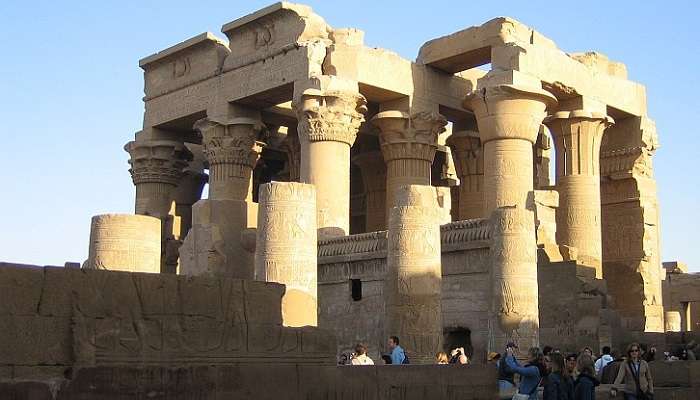 The forecourt of the temple, similar to that of Edfu's Temple of Horus, was initially surrounded on three sides by colonnades
