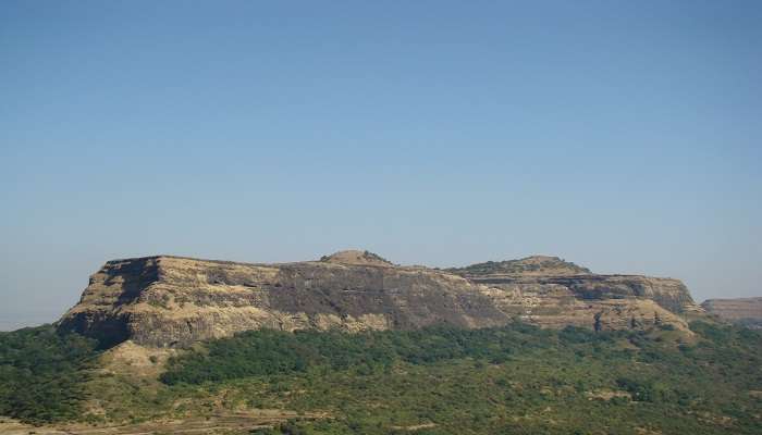The Visapur trek will lead you straight to the Visapur and Lohagad fort. 