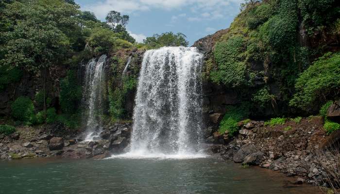 A breathtaking view of Thoseghar Waterfalls, visit during Mumbai to Mahabaleshwar road trip