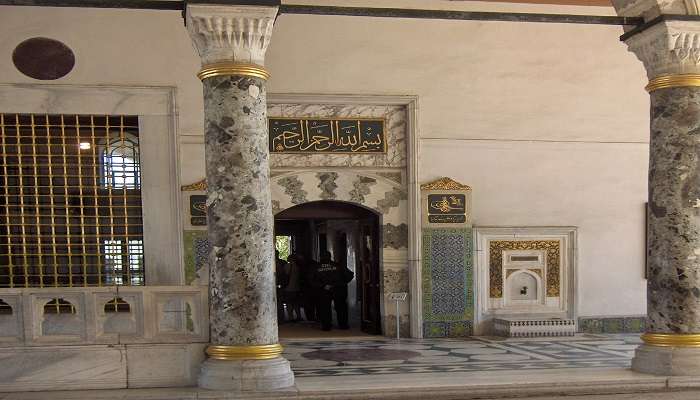 Topkapi Palace Museum opening hours are the same throughout the year