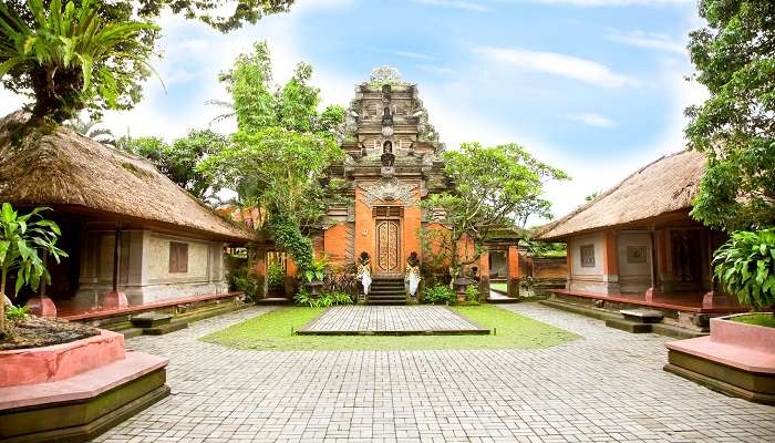 Vist the royal residence of the Ubud Royal family at Ubud Palace