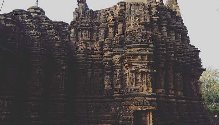 The magnificent Ambernath Shiv Mandir, a marvel of Hemadpanthi architecture.