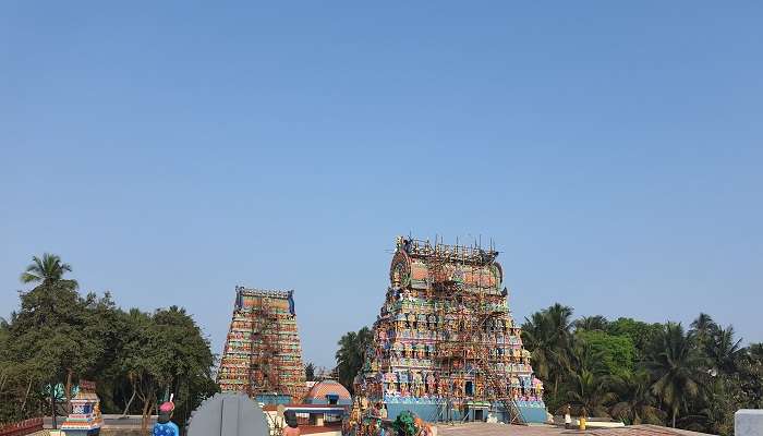 Temple towers at Vaitheeswaran Koil.