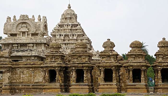 A glorious view of Kailasanatha Temple