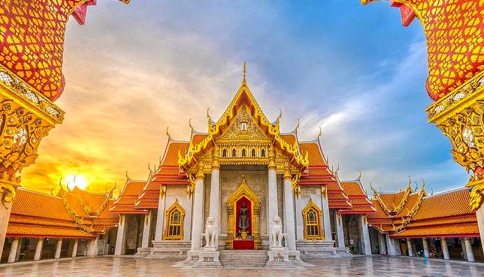 Wat Benchamabophit (Marble Temple) is one of the famous spots 