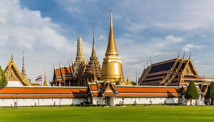 Emerald Buddha at Wat Phra Kaew, ideal place on Rattanakosin Island for spiritual bliss.