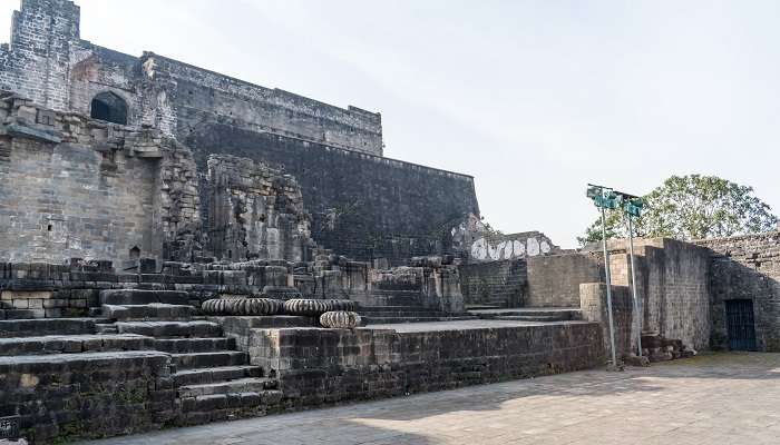 Explore the interiors of the Kangra Fort and unveil Indian history