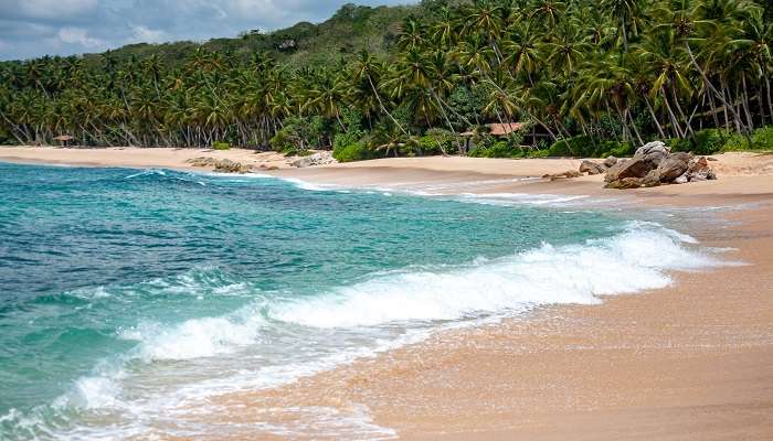 Silent Beach Tangalle is for people who love the quiet and prefer to stay away from crowds