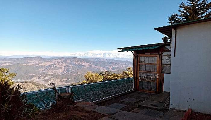 It would be a crime not to visit the Alhito Cafe and Resort while exploring the cafes in Almora