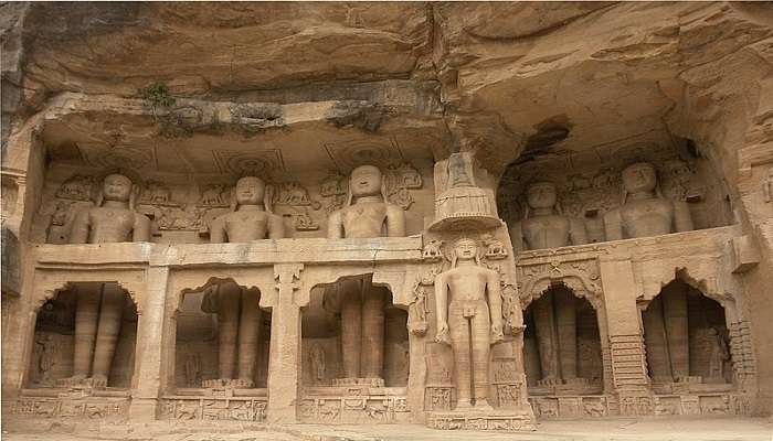 The stunning architecture of the temple is definitely worth a visit