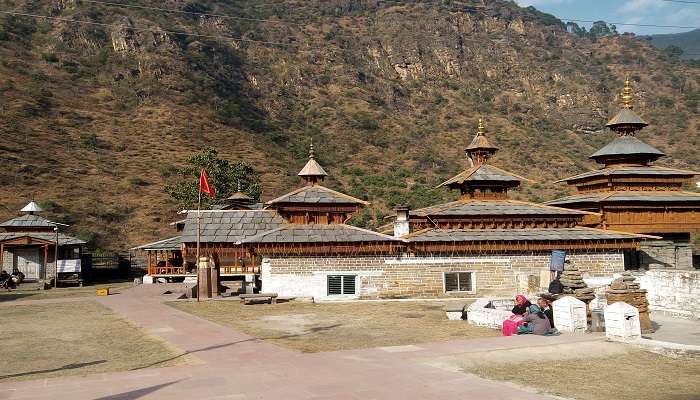Learn about the architecture of Mahasu Devta Temple