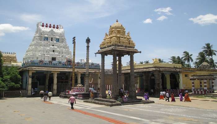 Architecture of Sri Varadaraja Perumal Temple