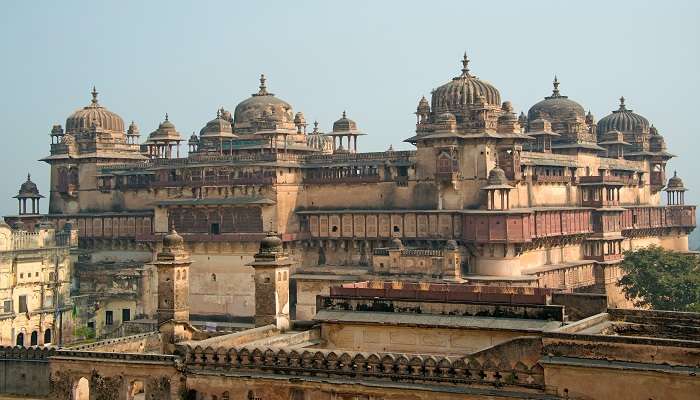Take a look at the exterior detailing of Jahangir Mahal