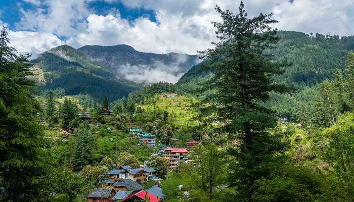 A beautiful view of the Himalayan range in Himachal Pradesh