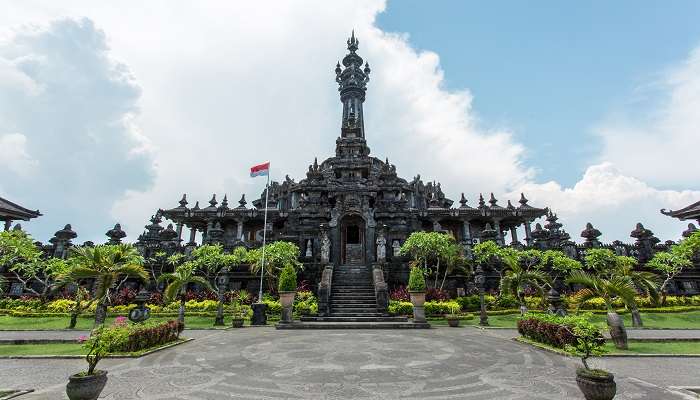 Temple is close to Bajra Sandhi Monument in Bali, which has amazing architecture