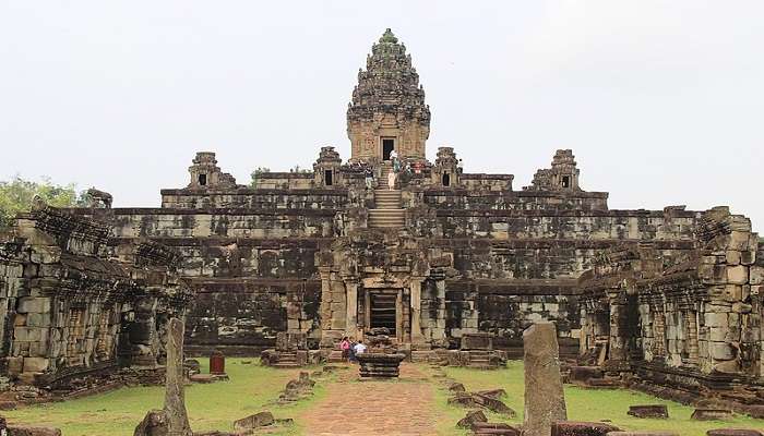 The majestic view of Bakong Temples