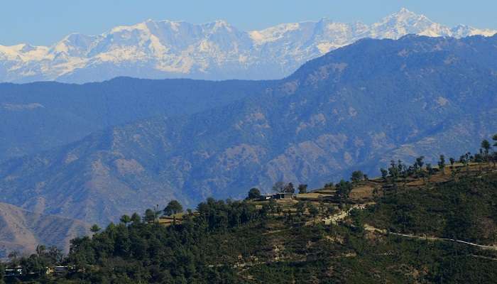  Attractions and Beauty of Uttarakhand to stay on the top hotel in Kichha.