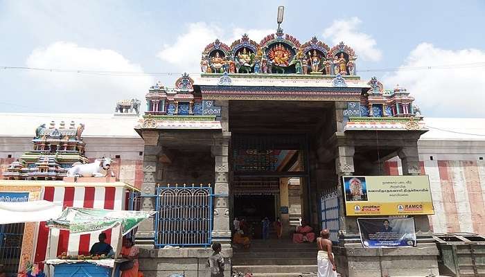 an entrance of the Swamimalai, Kumbakonam. 