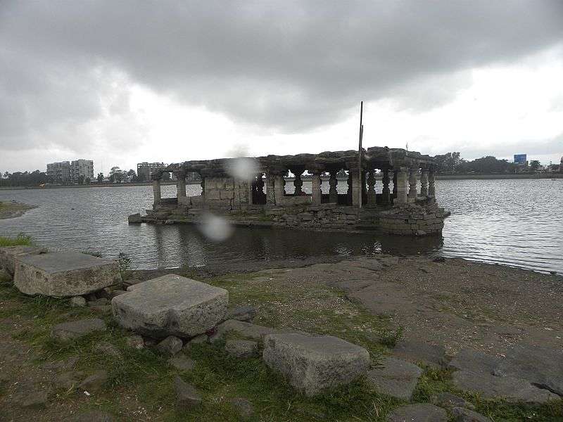  In the post-monsoon months, the lake looks very beautiful as the water level is optimum.