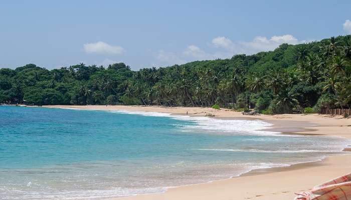 The best time to visit Silent Beach Tangalle is in February