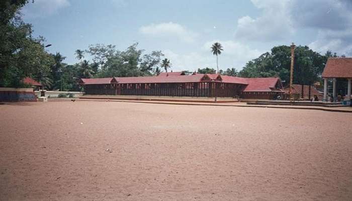 A mesmerising View of Aroor Temple